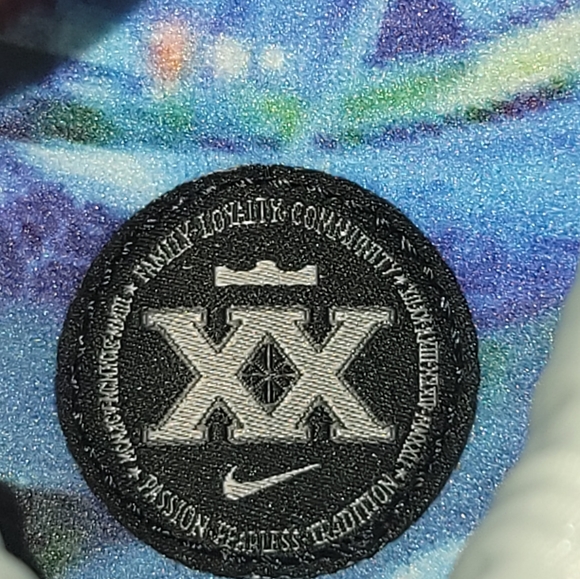 Nike lebron XX main image 4